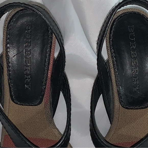 BURBERRY size 35.5 black leather WARLOW nova check STRAPPY PLATFORM SANDALS - Picture 16 of 16